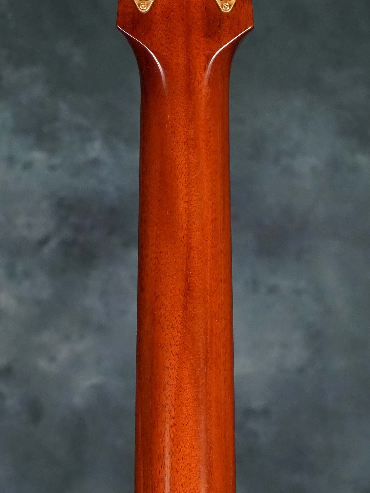 Maton EM100C-808 Messiah
